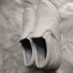 Vans leather slip on sneaker white unisex sz EU 36 M 4 1/2 W 6